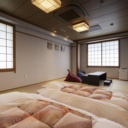 Hotel Ohta Ozu  Buitenkant foto