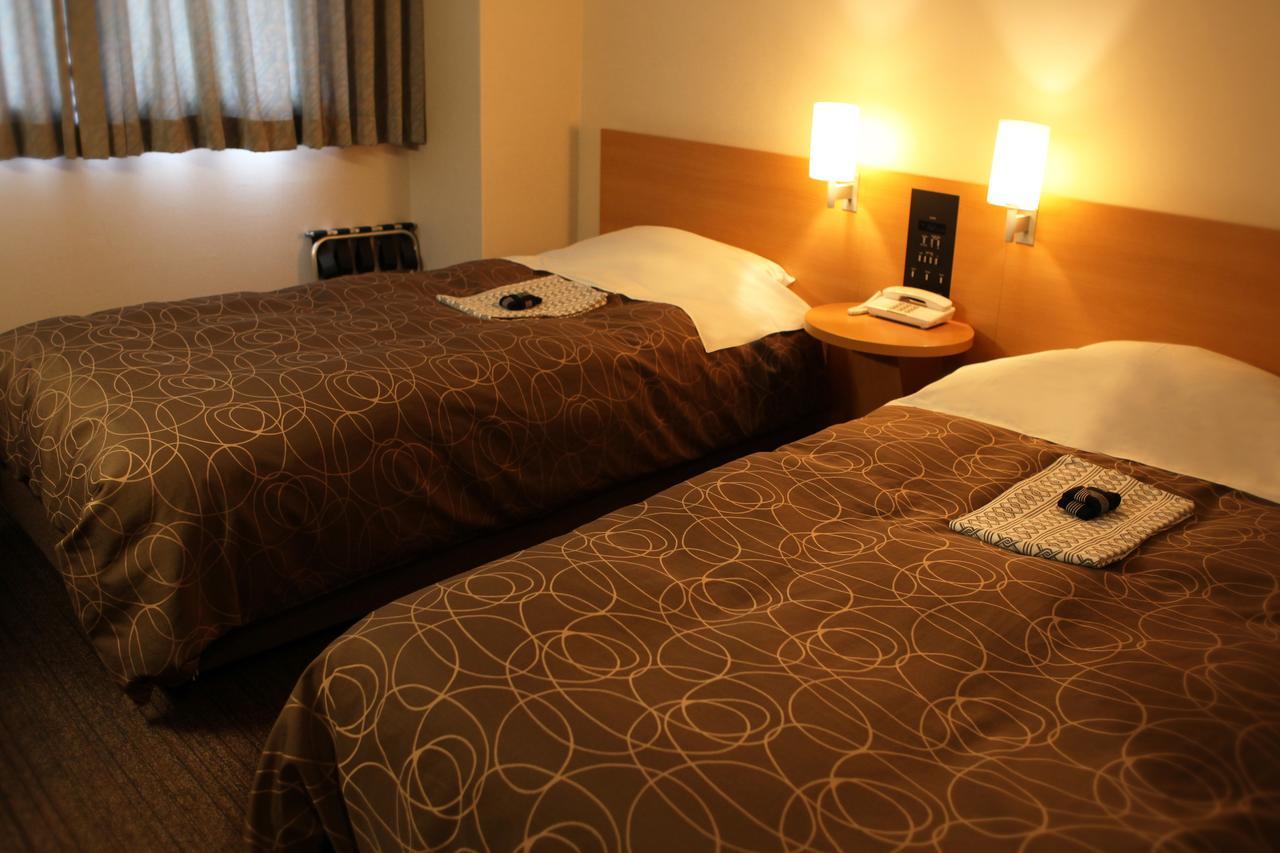 Hotel Ohta Ozu  Buitenkant foto
