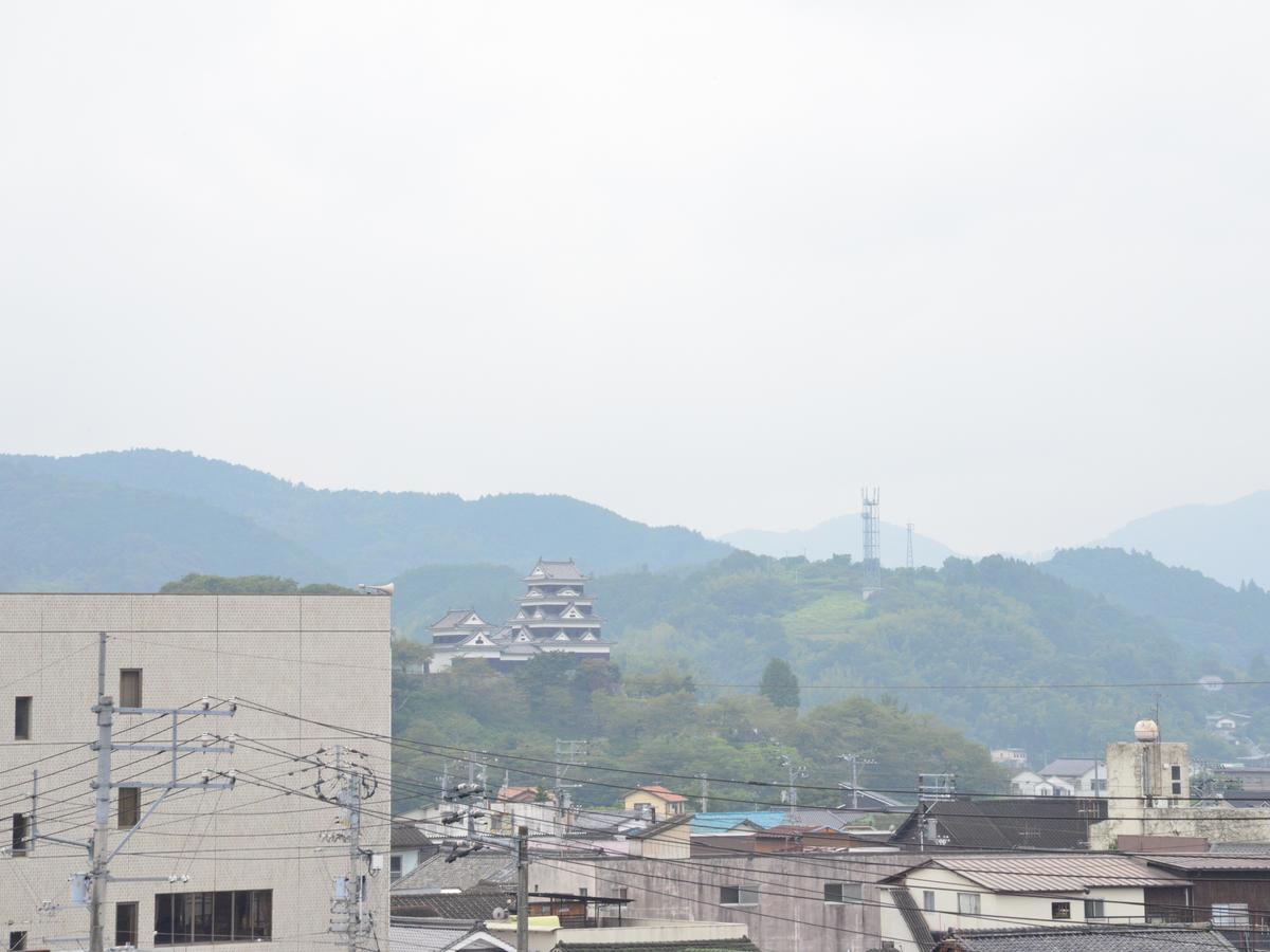 Hotel Ohta Ozu  Buitenkant foto